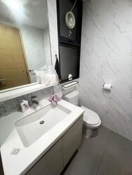 The Rainforest (D23), Condominium #569784091
